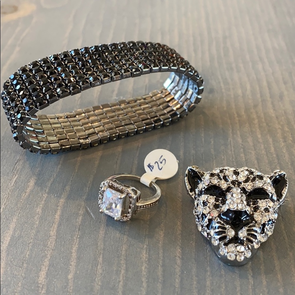 3 pc. Set, bracelet, size 5 ring, pin. Brand new!